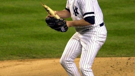 Roger Clemens on famous Mike Piazza World Series broken bat drama: ‘If I wanted to hit him with it, I could have’