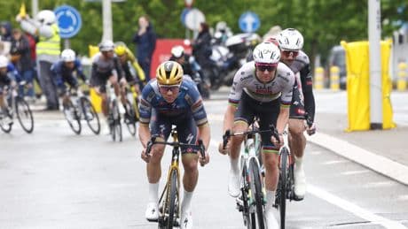 Remco Evenepoel waarschuwt Tadej Pogacar met opvallende quote: ’Dat besefte ik onder de douche’