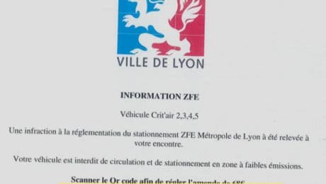 ZFE à Lyon : de faux PV glissés sur les pare-brises d’automobilistes