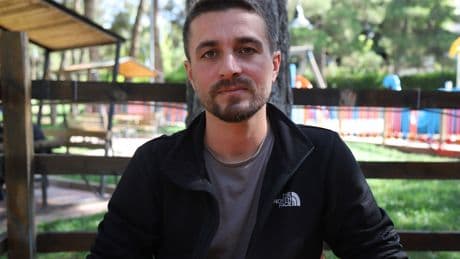 Gazeteci Ahmet Kanbal’a yeni dava: Gerekçe 6 Şubat depreminde yayın yapmak