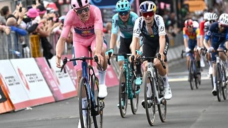 Giro d’Italia 2025 LIVE: Stage 6 route and updates as sprinters look to end Mads Pedersen’s dominance