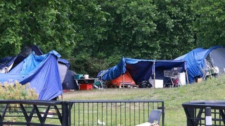 Furious Tories condemn Sadiq Khan over 'weeks of delay' removing migrant tent village