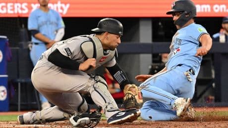 Old school baseball carries Blue Jays past Yankees