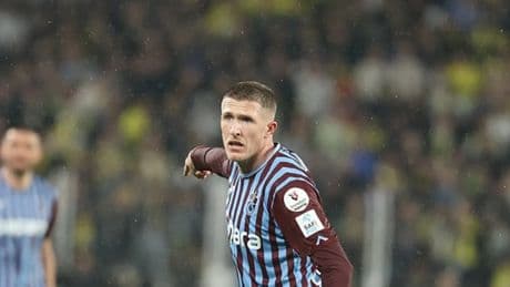 Trabzonspor'da ayrılık! Kamptan izin alarak gitti