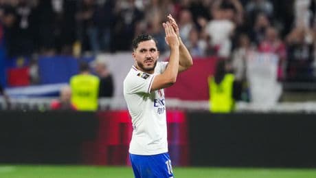 Ligue 1 : Rayan Cherki publie une vidéo d’adieu et officialise son départ de l’OL