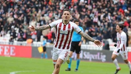 Sivasspor'dan Rey Manaj'a teşekkür!