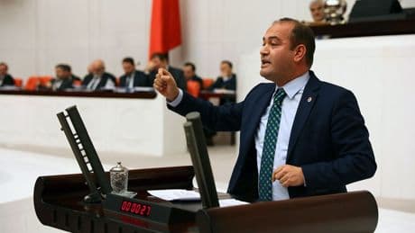 CHP’li Karabat’tan ekonomik kriz uyarısı: “Türkiye döviz krizine sürükleniyor”
