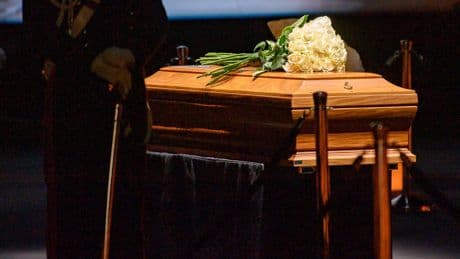 Giorgio Armani, avvio al testamento subito dopo i funerali: le ultime volontà dello stilista