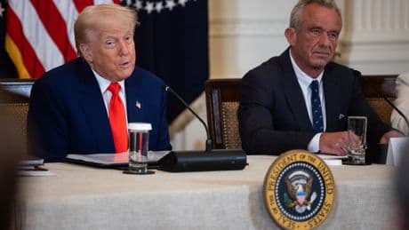 Trump anuncia que se ha completado el mayor intercambio de prisioneros entre Kiev y Moscú