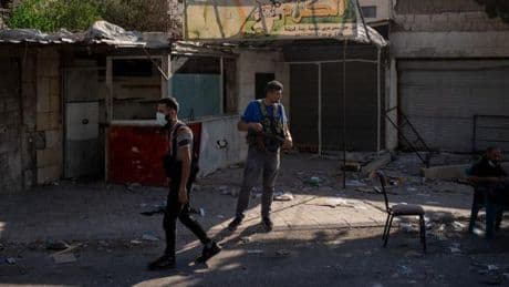 En Syrie, une ONG annonce que les affrontements ont repris à Souweïda, faisant au moins deux morts