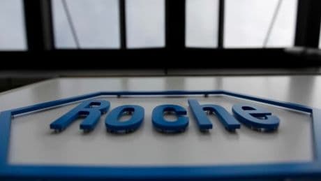 La baisse des prix des médicaments annoncée par Trump fragilise l'investissement de 50 milliards de dollars promis par Roche