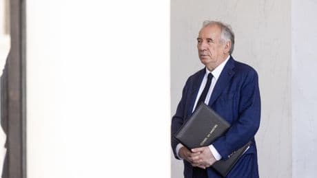 La coalition de François Bayrou minée par les divisions et les ambitions