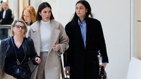 "Il est temps que cela cesse": pourquoi Iris Mittenaere porte plainte pour "diffamation publique" et "cyberharcèlement"