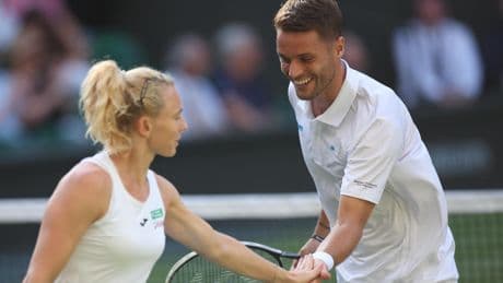 Sem Verbeek pakt samen met Tsjechische Wimbledon-titel in het gemengd dubbelspel