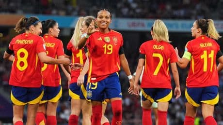 España sale sin Aitana y con Vicky López en el once titular ante Bélgica
