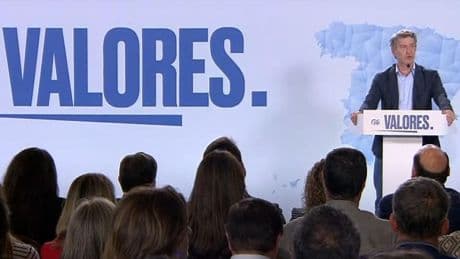 Feijóo respalda a Ayuso y reprocha a Pradales que hable en euskera: “Ahora resulta que el lehendakari actual es más vasco que los anteriores”
