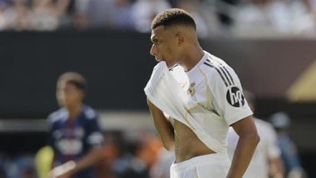 Oficial: Mbappé ya es el '10' del Real Madrid