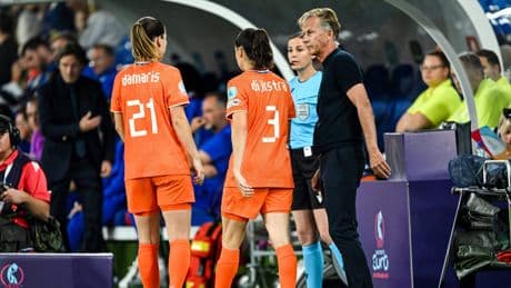 Oranje inspireerde onder Andries Jonker zelden of nooit: staat van vrouwenelftal is alarmerend