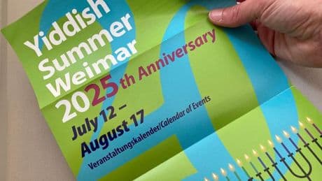 Sprache und Musik: Open-Air-Konzert eröffnet Yiddish Summer Weimar