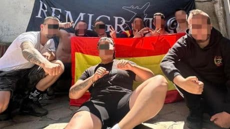 'Deport Them Now', el grupo que promueve la "caza al magrebí" en Torre Pacheco desde Mataró: su líder, de 29 años, es detenido