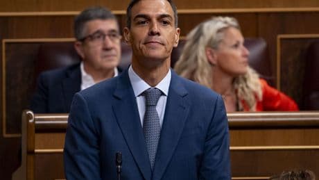 El Gobierno forzado por Junts a celebrar un pleno escoba deslucido para evitar un nuevo varapalo