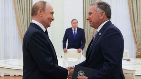 Trump's envoy Witkoff meets Putin ahead of ceasefire deadline
