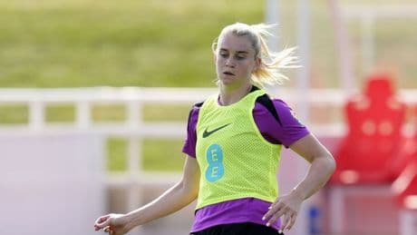 Alessia Russo: I fell into ‘trap’ of scrolling social media at last Euros