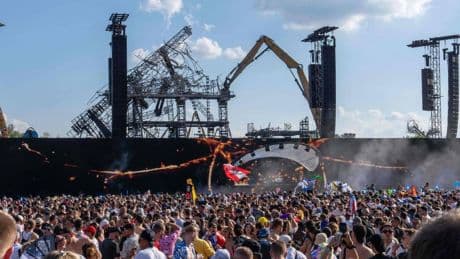 Nach Großbrand der Hauptbühne: Todesfall erschüttert Tomorrowland-Festival in Belgien
