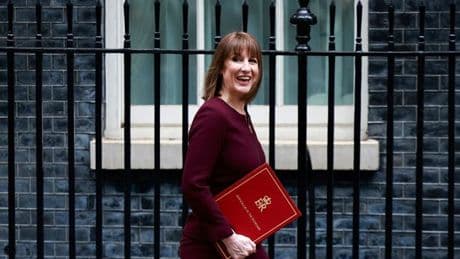 Rachel Reeves under investigation by sleaze watchdog over theatre ticket freebie worth £276