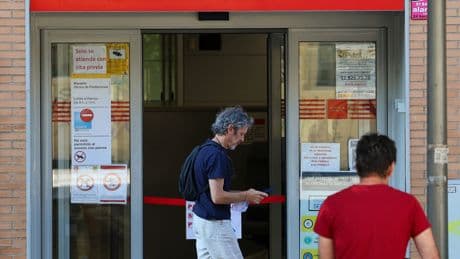 Los expertos prevén una fuerte alza del paro: 74.000 más tras el verano