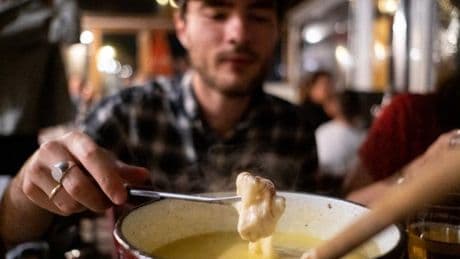En France, la génération Z boude les “fromages qui puent”