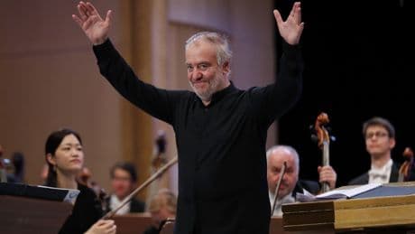 Polémica en Italia por el regreso del director de orquesta Valery Gergiev, cercano a Putin