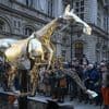 Zeus, le cheval métallique de la cérémonie d'ouverture des JO, va être exposé tout l'été au Mont Saint-Michel