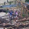 Eerste vermiste meisjes dood teruggevonden na overstromingen Texas, dodental naar 67