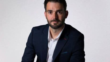 Richard García, coach financiero: "Lo primero que hay que trabajar es la mentalidad, porque si falla, es como remar a contracorriente"