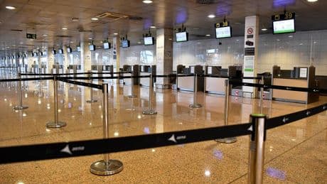 Espagne : ils laissent leur enfant de 10 ans dans l’aéroport pour ne pas louper leur avion