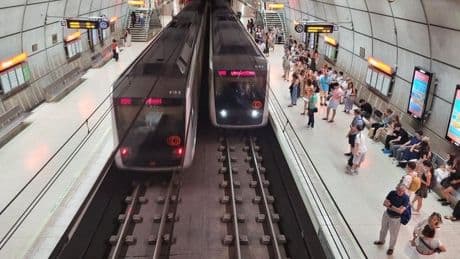 El metro sufre retrasos en la Línea 1 durante la tarde de este viernes
