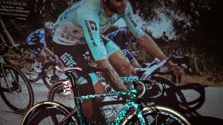 De Rosa svela 70 Icona Revò ed E-cona Revò: due gioielli italiani per il Giro d’Italia 2025