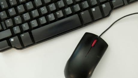 Baden-Württemberg: Mann wegen Kindesmissbrauchs über Internet angeklagt