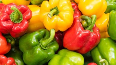 Cómo diferenciar un pimiento hembra de un pimiento macho: uno es mejor para cocinar