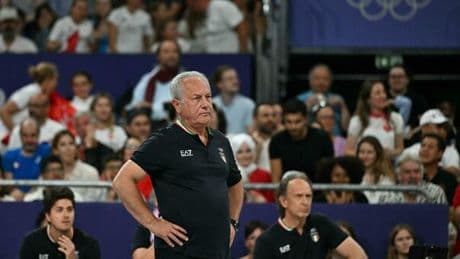 Pallavolo, quattro giocatrici rifiutano la convocazione in Nazionale. Velasco: «?La maglia azzurra non è un club»