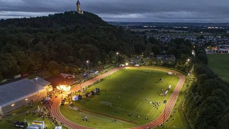 ON THE ROAD catches up with the Monument Mile in Stirling, and finds hardy athletes following in the footsteps of legends