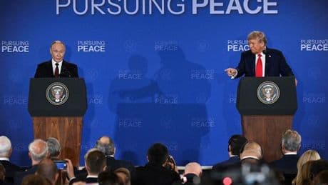 Trump asegura que un acuerdo de paz en Ucrania "ahora depende" de Zelenski