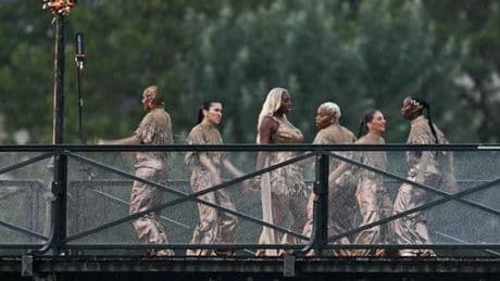 Au procès de la banderole hostile à Aya Nakamura, les identitaires assument, mais en silence