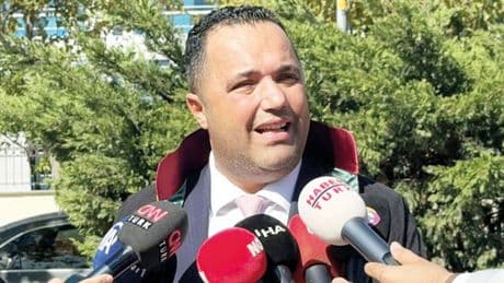 Poliste sustu... Rezan Epözdemir adliyeye sevk edildi