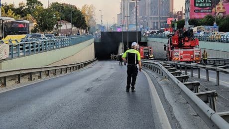 Beşiktaş'ta korku dolu anlar: İETT otobüsü alev aldı, yolcular son anda kurtuldu