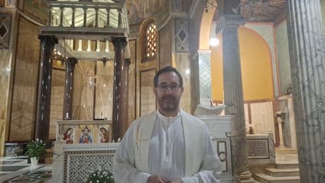 Los argentinos en Roma despiden al Papa Francisco en la iglesia de Santa Maria Addolorata: "Quería estar siempre cerca de la gente, y lo hizo hasta el final"