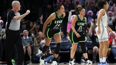 WNBA Playoffs: Top-Ranked Minnesota Lynx Take Command 101-72 Over Valkyries
