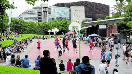 La gran fiesta del baloncesto «más libre» sigue sus propias reglas