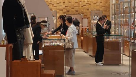 L’Oréal, Hermès, LVMH, Kering… que nous enseignent les résultats du secteur du luxe ?